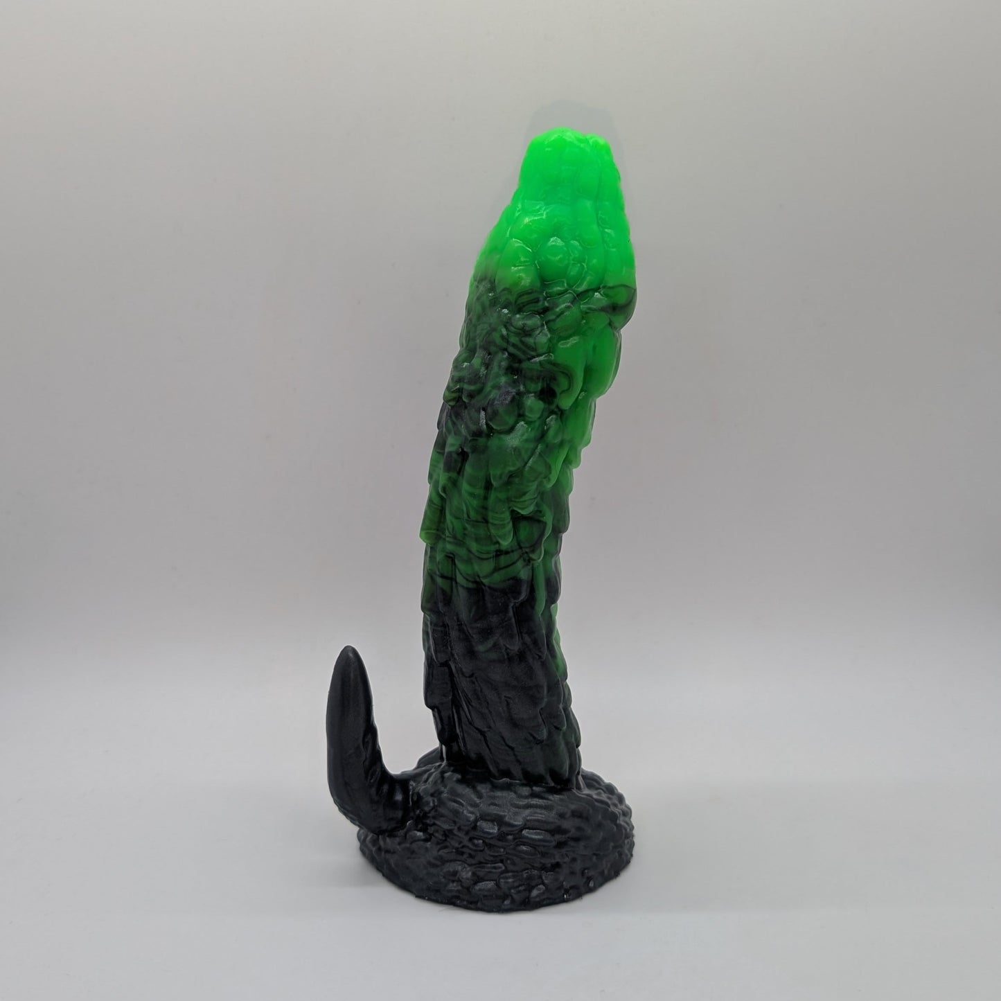 Snake 8" Silicone Dildo